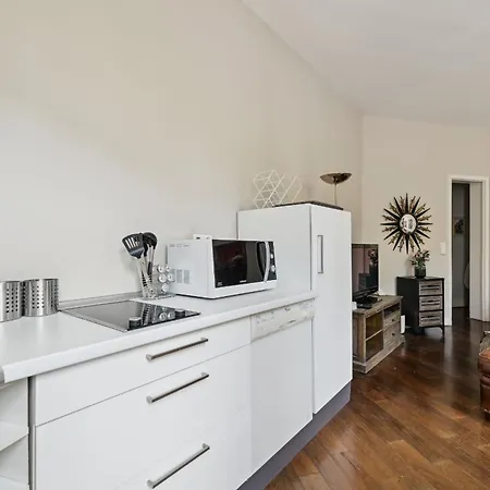 Arc De Triomphe Flat