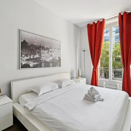Arc De Triomphe Flat Paříž